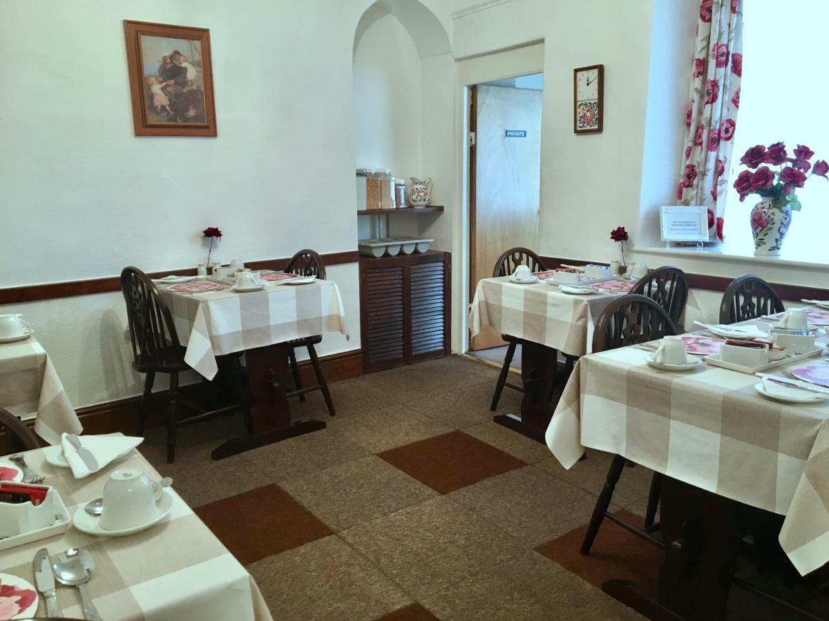 Sunnymead Guest House Aberystwyth Dış mekan fotoğraf